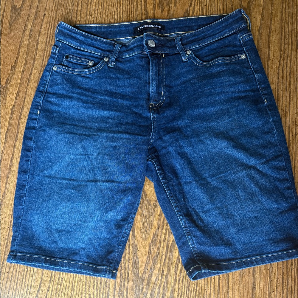 Calvin Klein Jean Shorts Women's Size 6